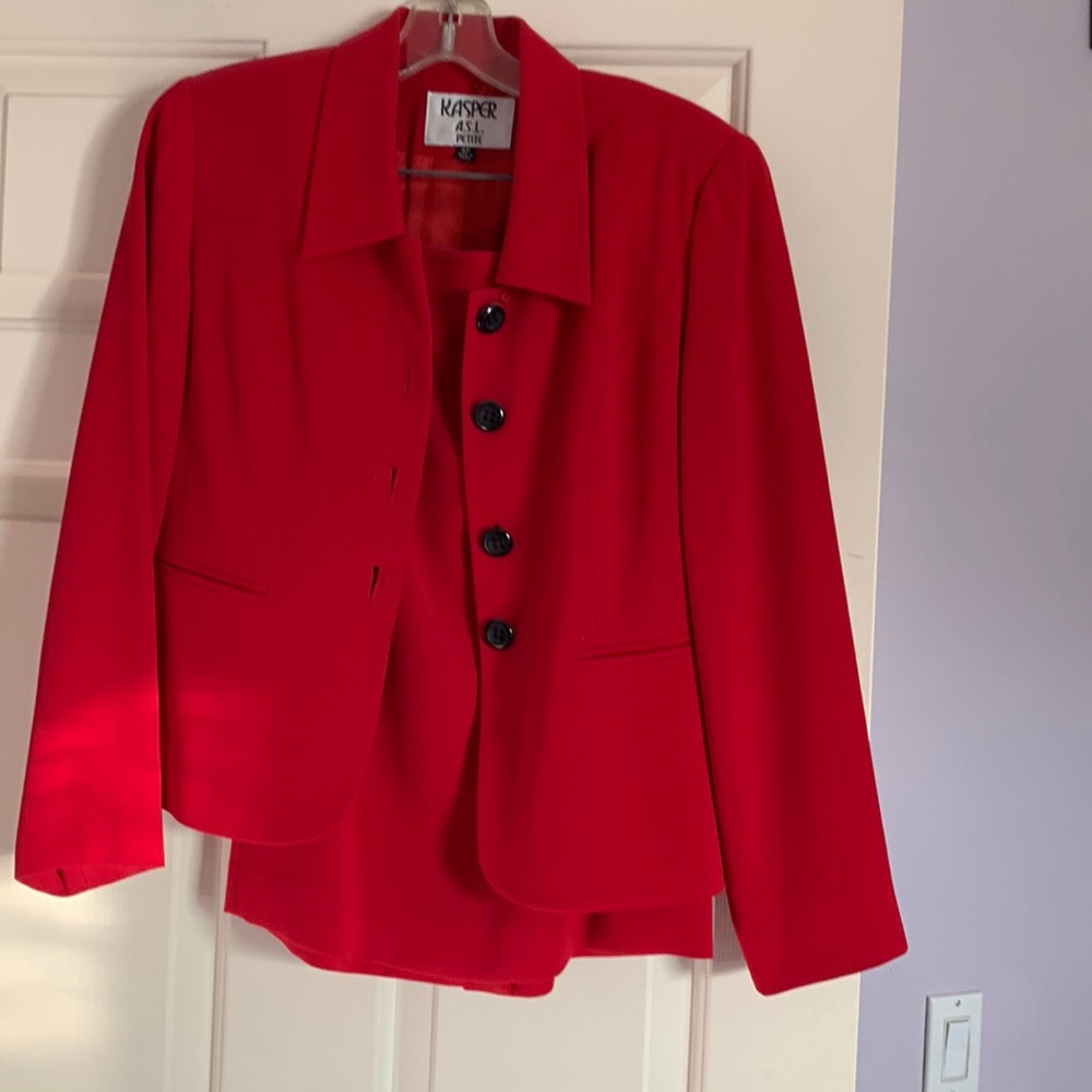 2 piece suit set with skirt